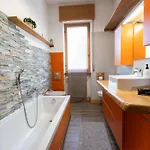 Parcheggio Privato - 5 Minuti Dal Di * Varese