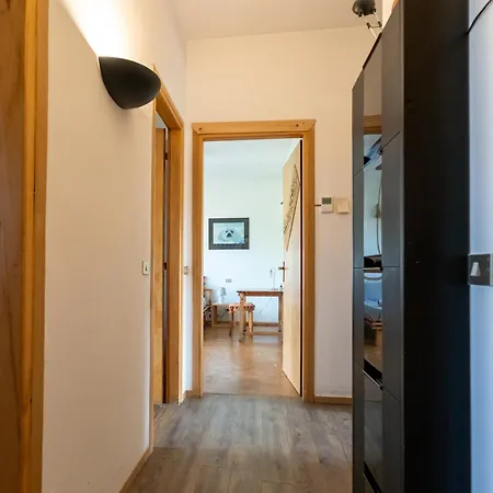 Parcheggio Privato - 5 Minuti Dal Di