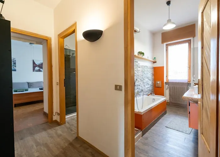 Parcheggio Privato - 5 Minuti Dal Di Apartmán Varese
